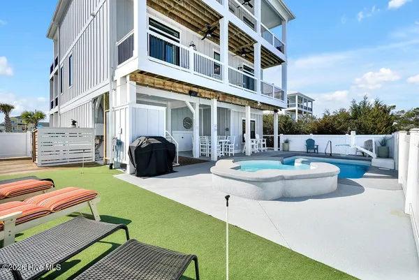 $2,150,000 | 413 East 4th Street, Ocean Isle Beach, NC 28469