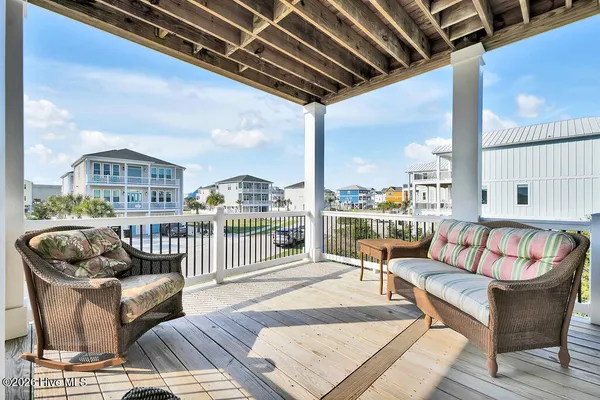 $2,150,000 | 413 East 4th Street, Ocean Isle Beach, NC 28469