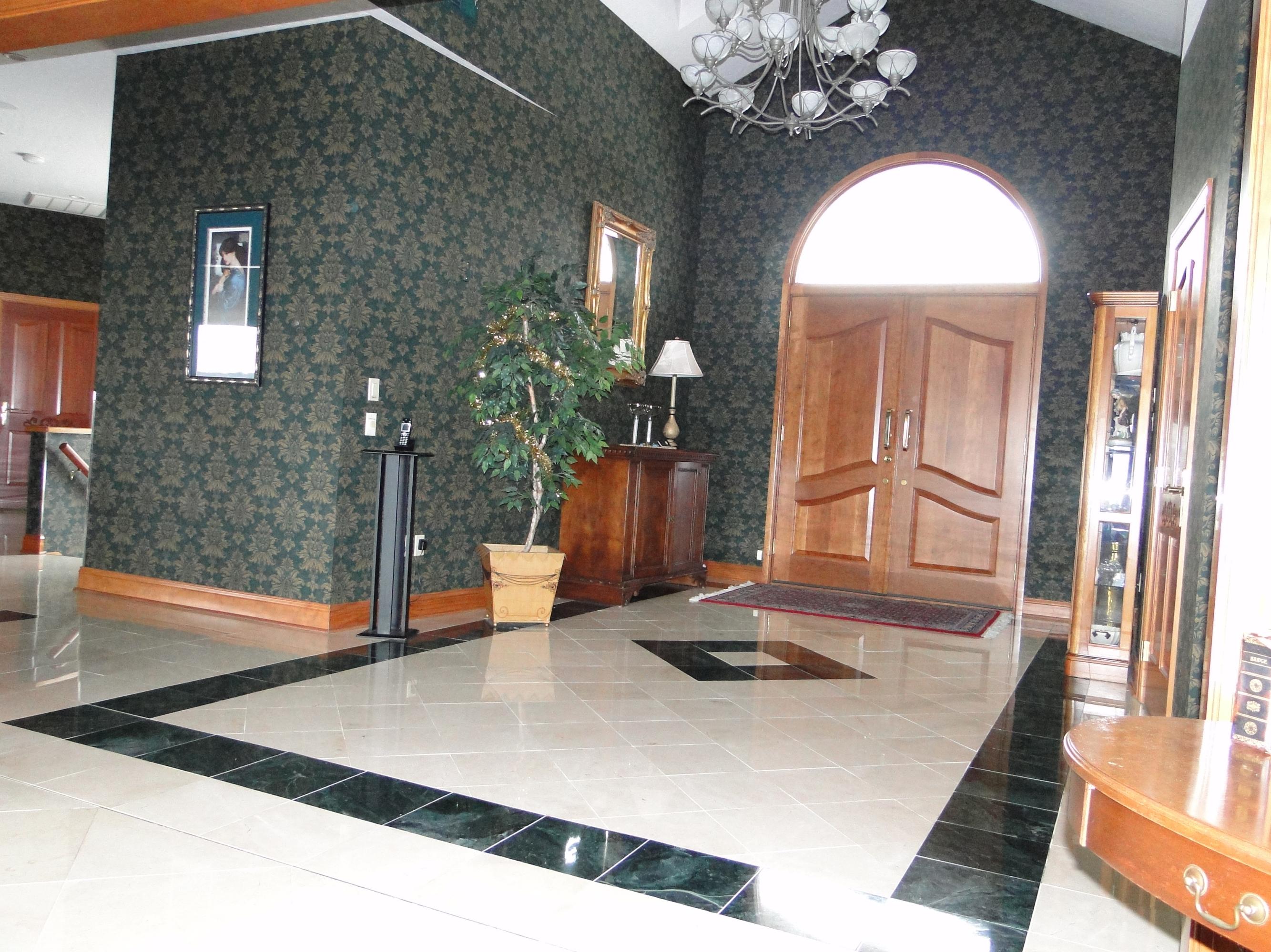 208 Red Oak Road Moneta, VA 24121 - Photo 11 of 88 Foyer