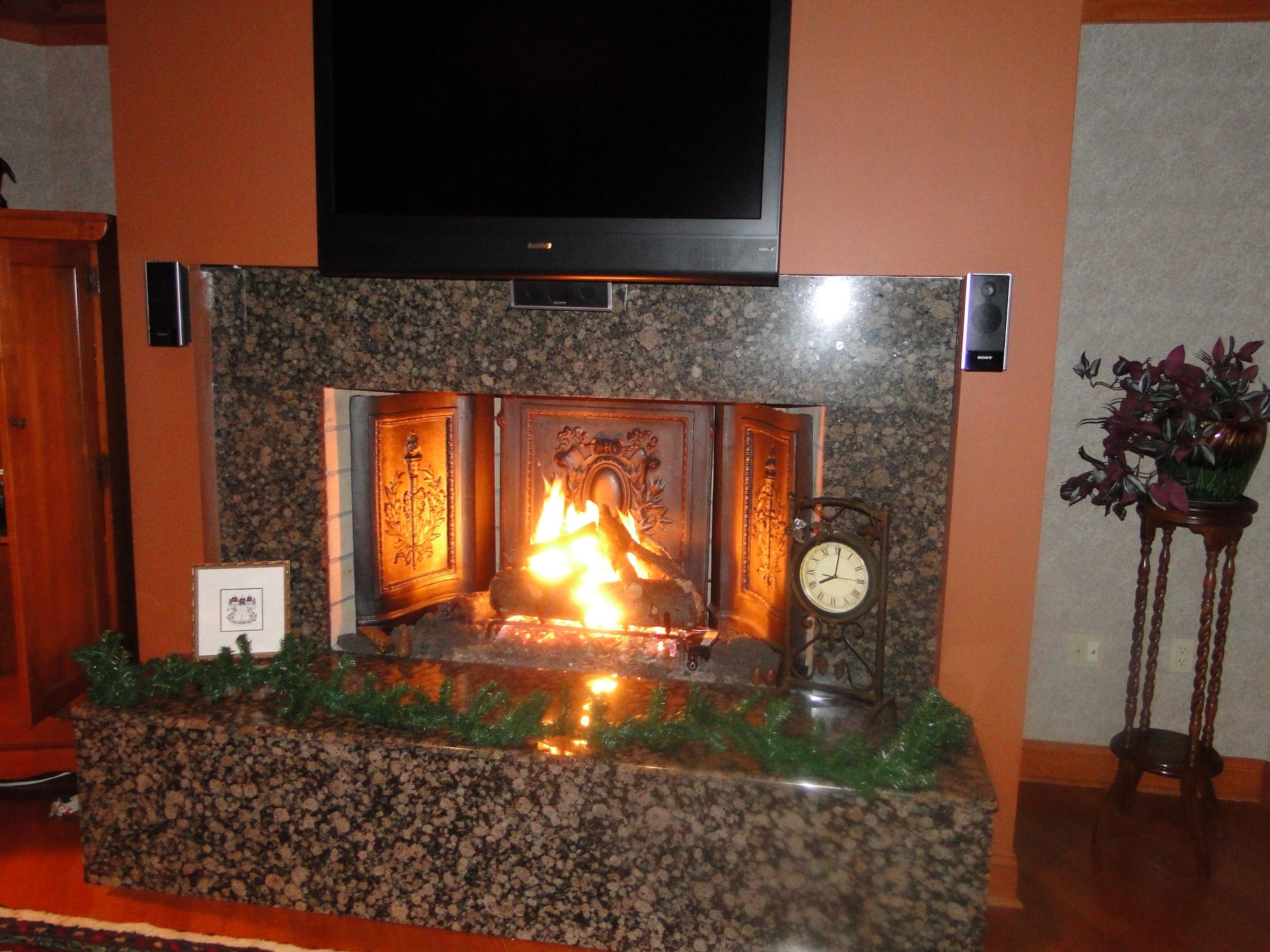 208 Red Oak Road Moneta, VA 24121 - Photo 22 of 88 Family Room