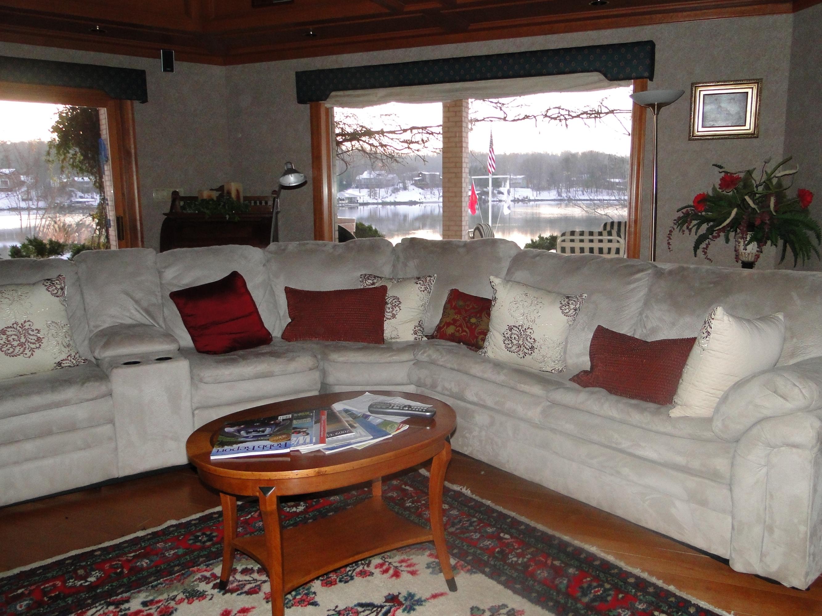 208 Red Oak Road Moneta, VA 24121 - Photo 24 of 88 Family Room