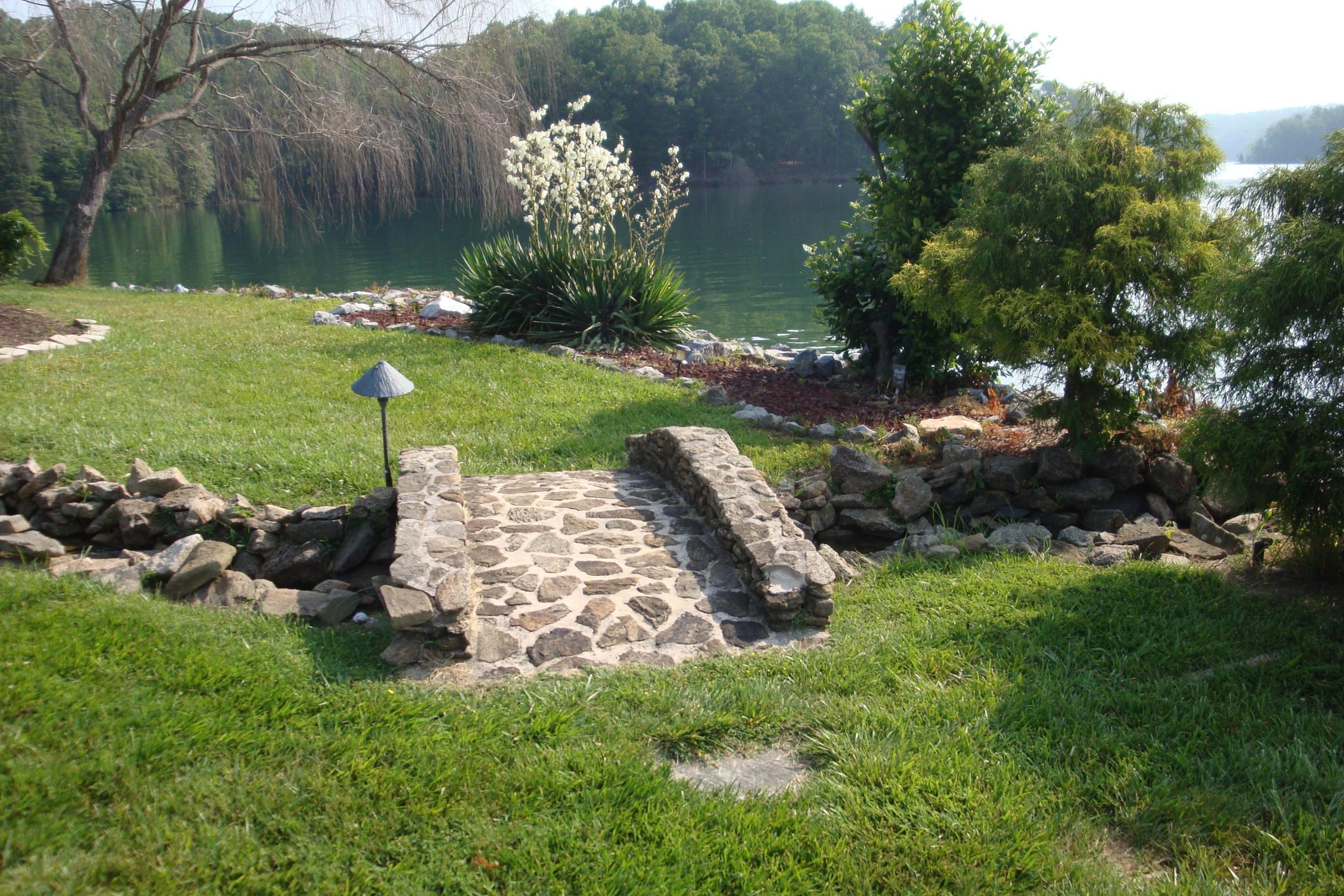 208 Red Oak Road Moneta, VA 24121 - Photo 37 of 88 Stone Bridge