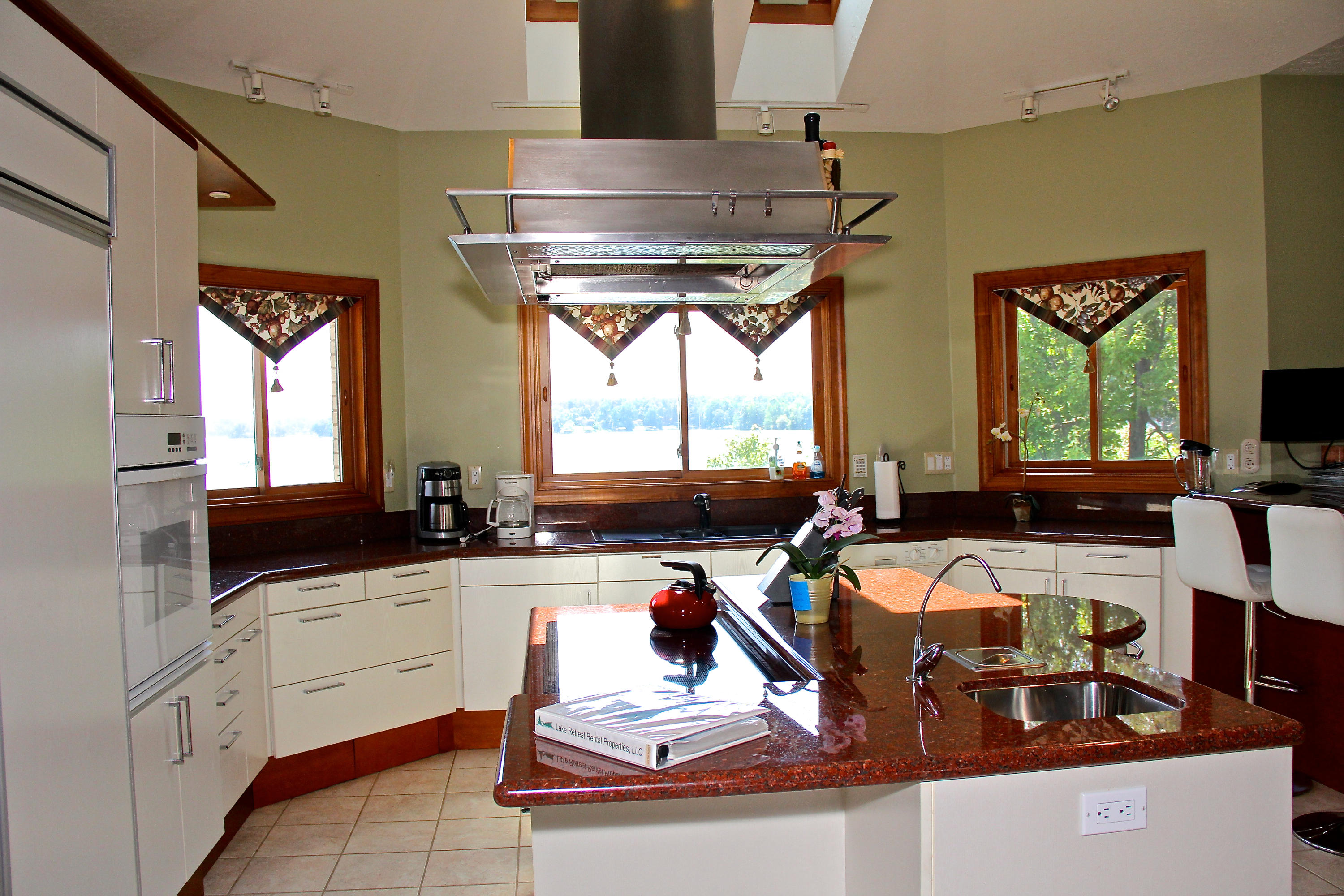 208 Red Oak Road Moneta, VA 24121 - Photo 71 of 88 Kitchen