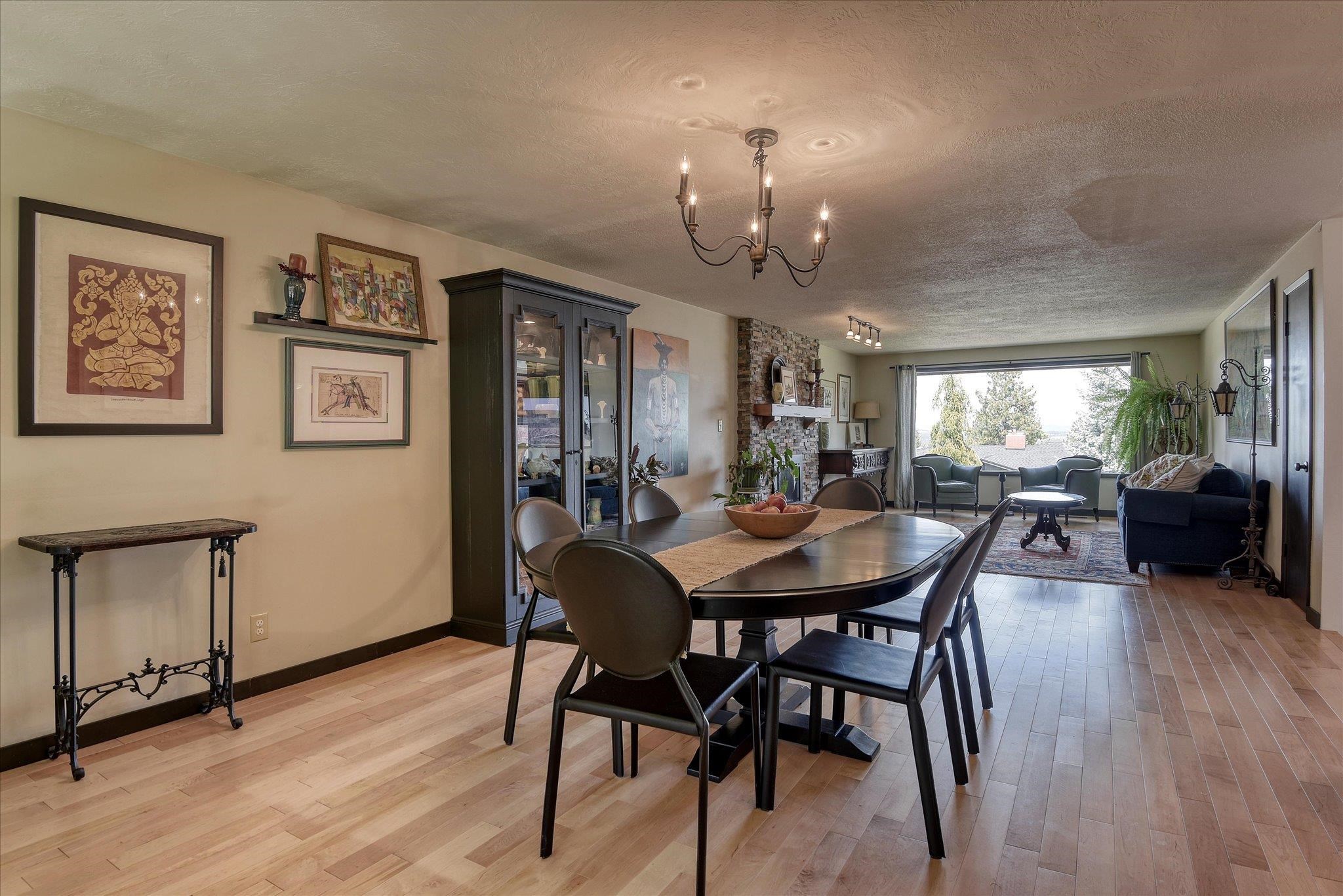 1527 West Toni Rae Drive Spokane, WA 99218 - Photo 11 of 49 Gallery Image 11