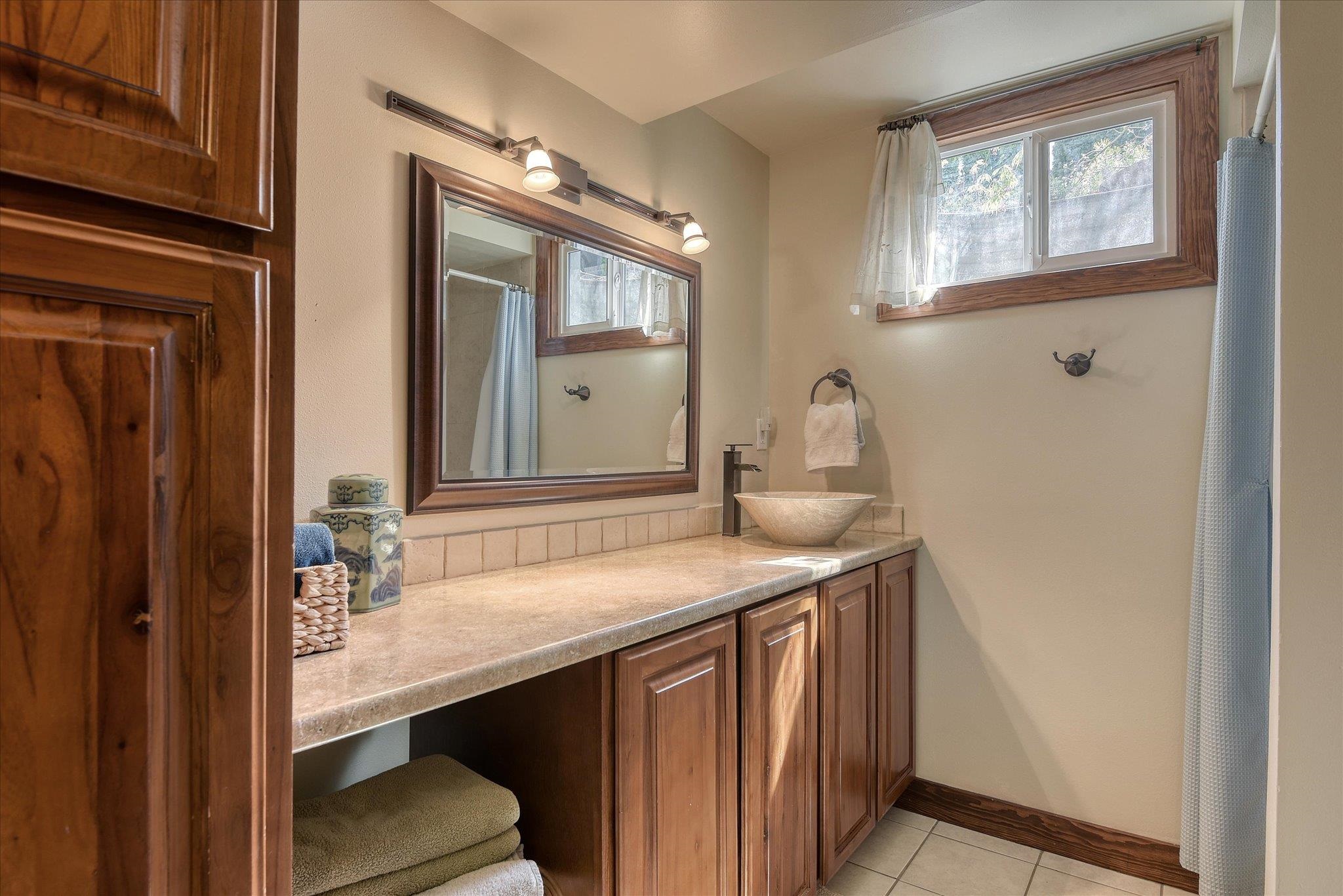 1527 West Toni Rae Drive Spokane, WA 99218 - Photo 31 of 49 Gallery Image 31