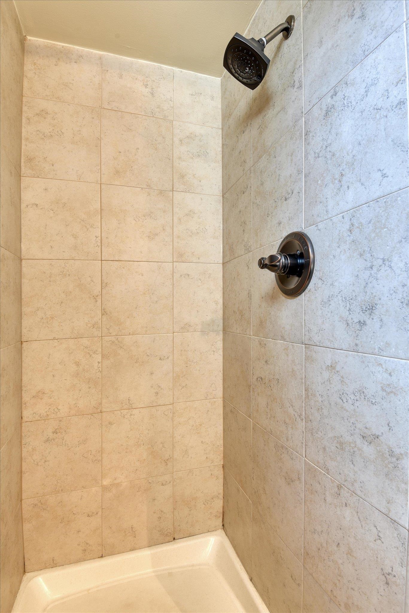 1527 West Toni Rae Drive Spokane, WA 99218 - Photo 32 of 49 Gallery Image 32