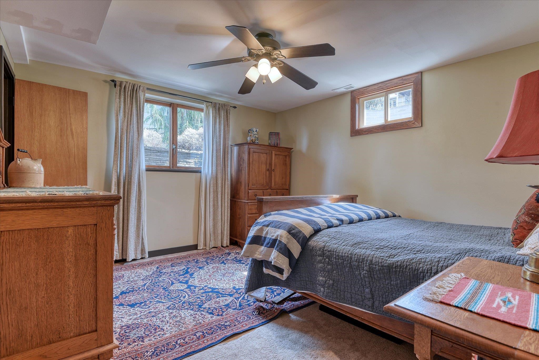 1527 West Toni Rae Drive Spokane, WA 99218 - Photo 34 of 49 Gallery Image 34