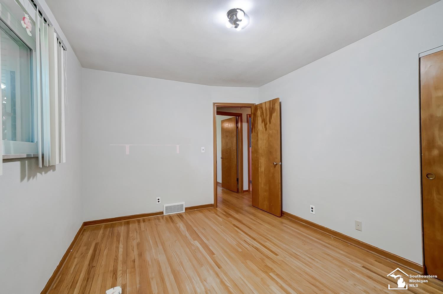 2269 Smith Road Temperance, MI 48182 - Photo 30 of 37