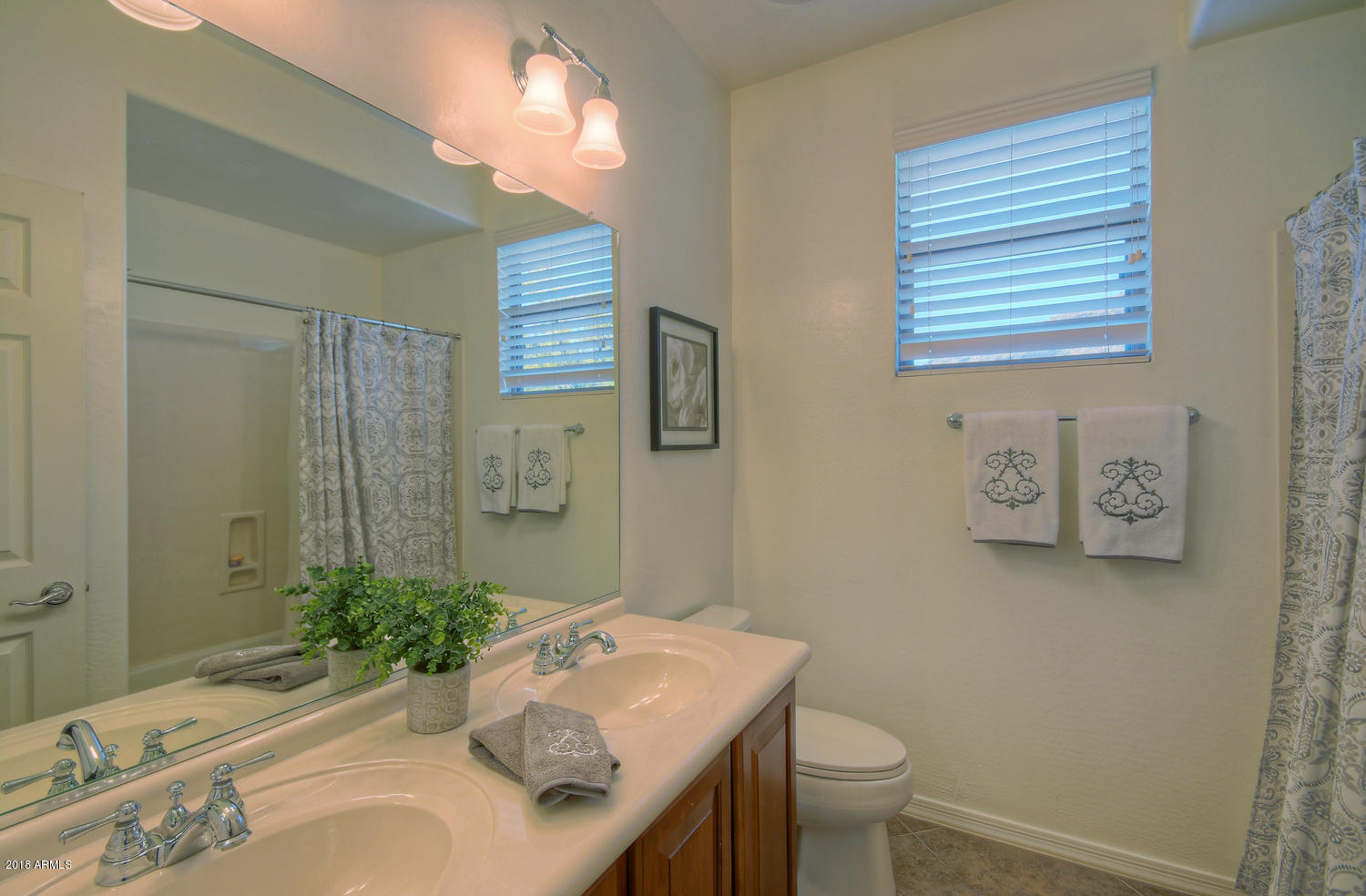 5524 West Rowel Road Phoenix, AZ 85083 - Photo 16 of 25 5524 W Rowel Rd Phoenix AZ-large-016-7-G
