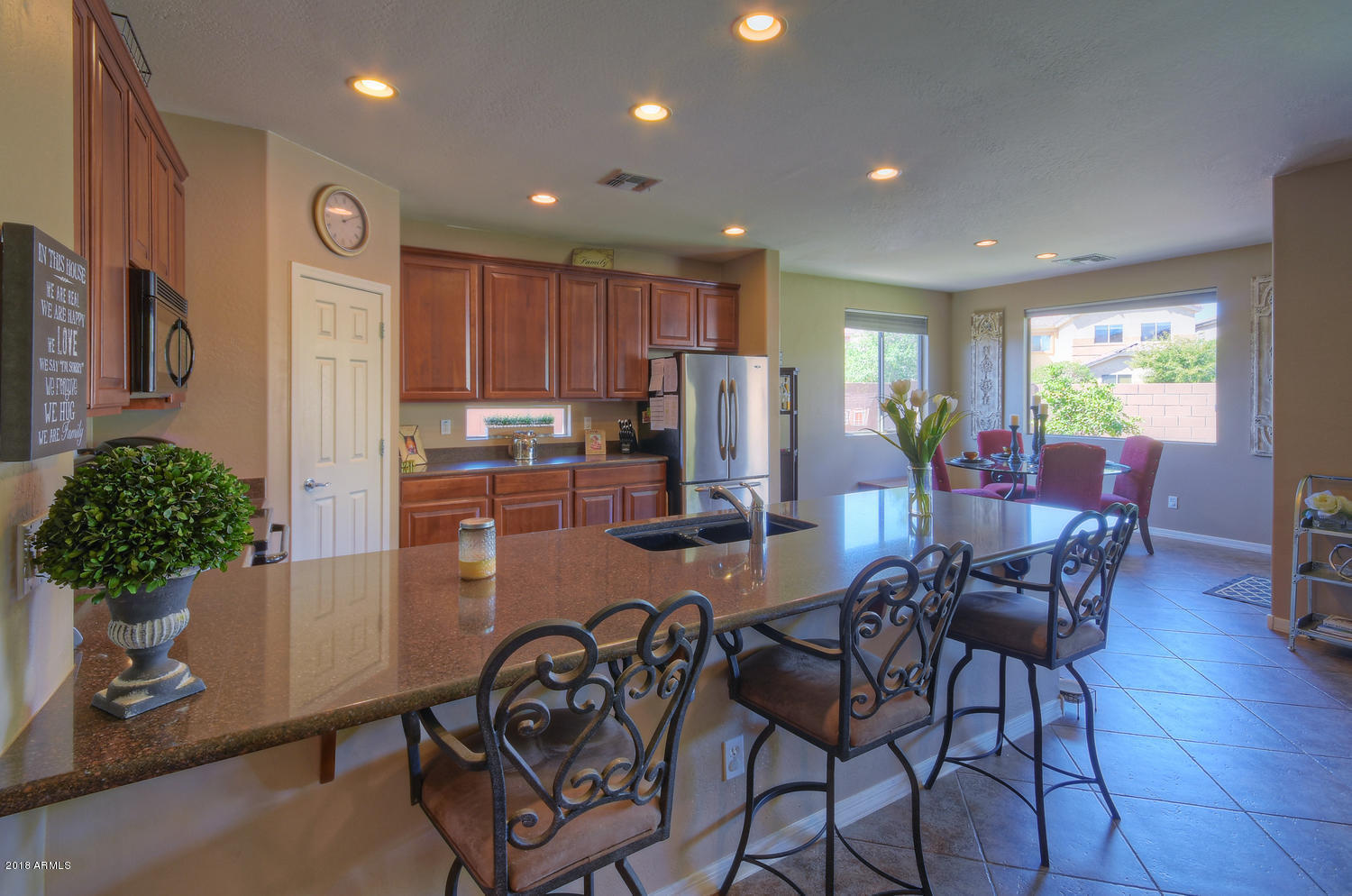 5524 West Rowel Road Phoenix, AZ 85083 - Photo 8 of 25 5524 W Rowel Rd Phoenix AZ-large-008-6-K