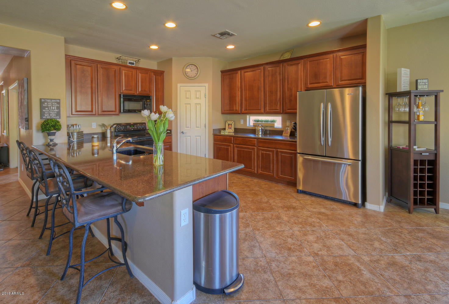 5524 West Rowel Road Phoenix, AZ 85083 - Photo 9 of 25 5524 W Rowel Rd Phoenix AZ-large-009-8-K