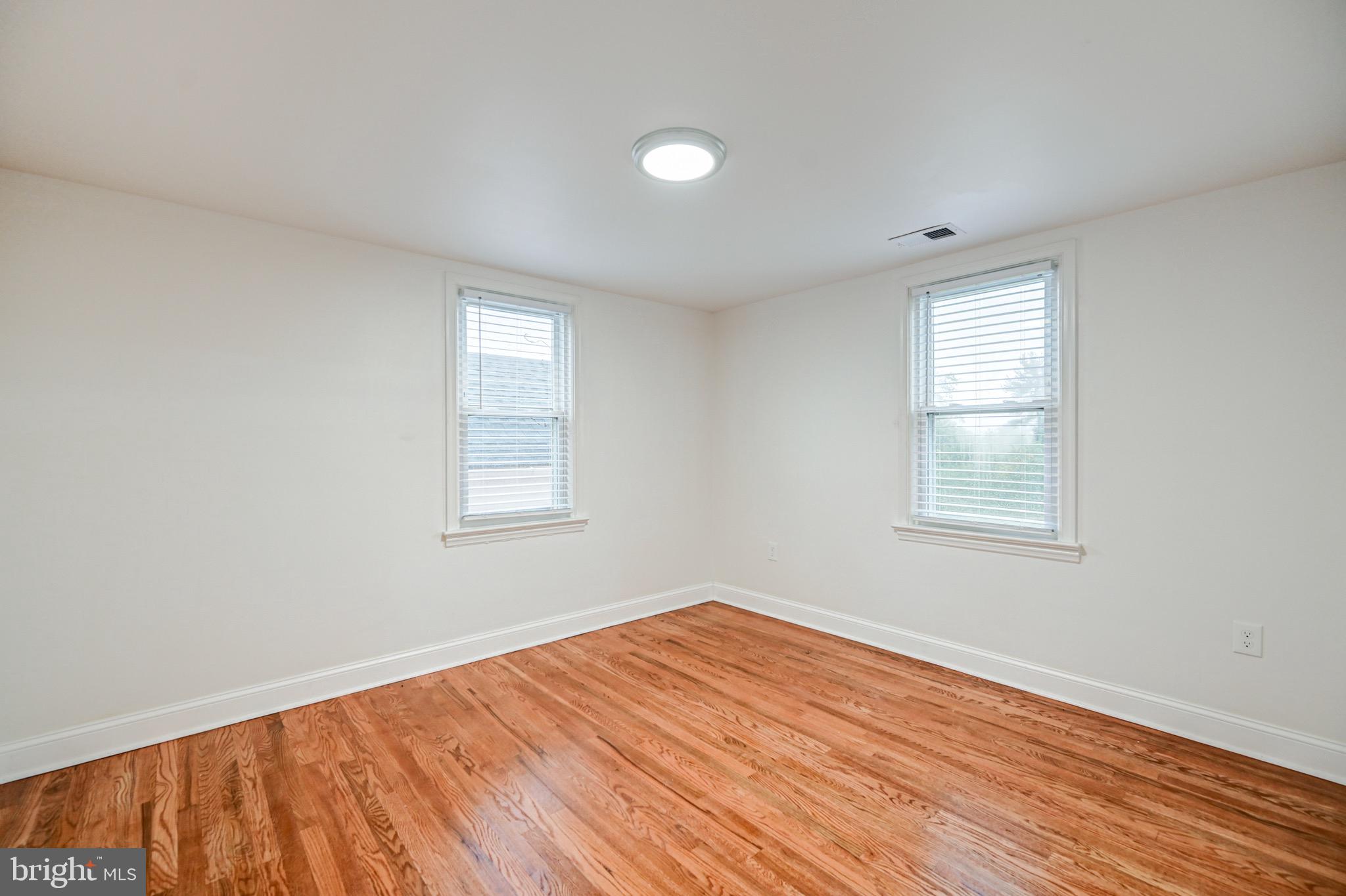 1435 Fairmount Road Hampstead, MD 21074 - Photo 15 of 36
