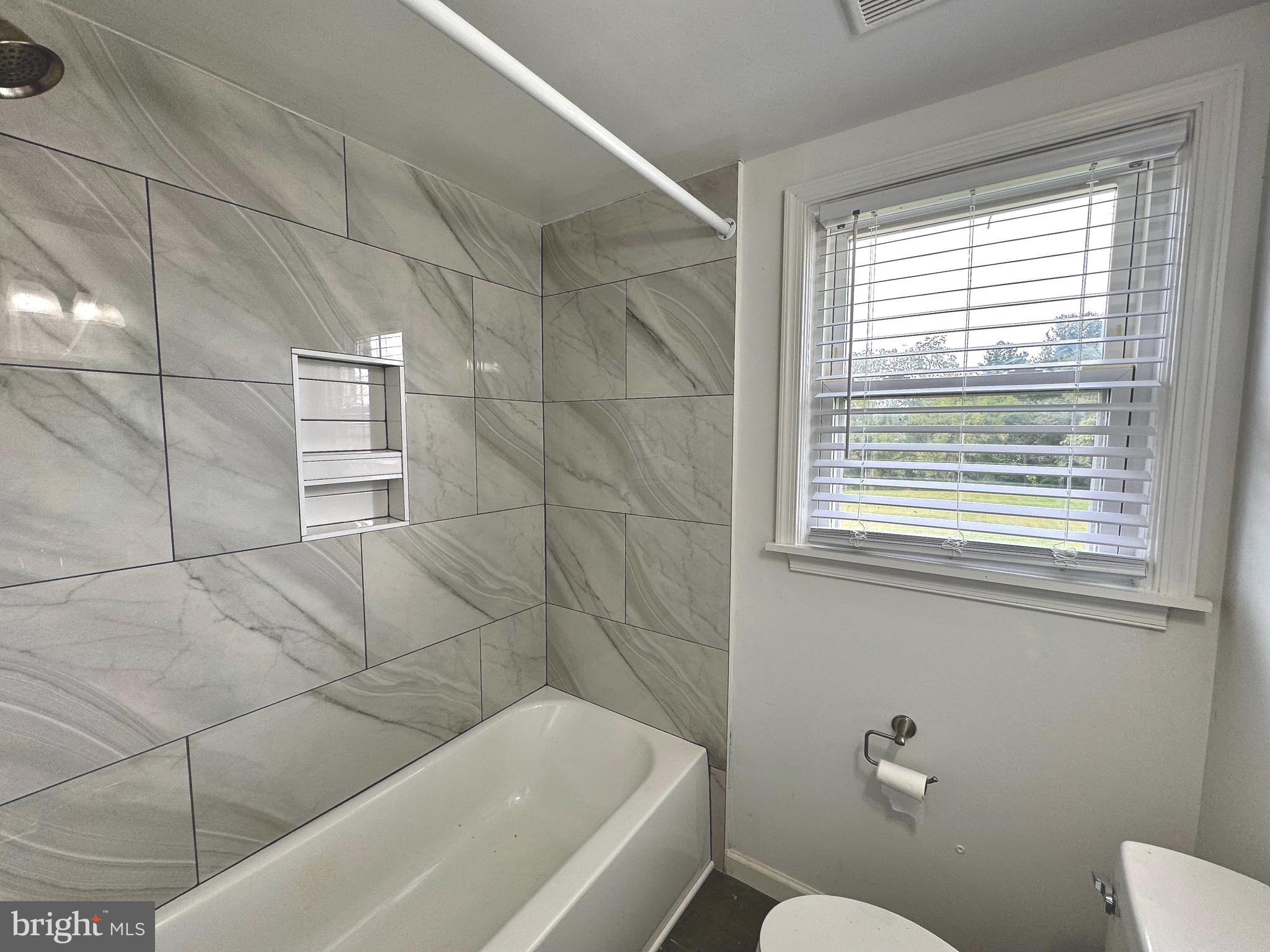 1435 Fairmount Road Hampstead, MD 21074 - Photo 19 of 36