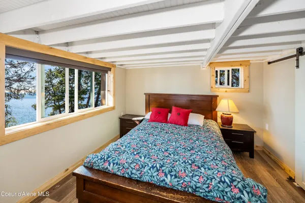 $2,495,000 | 308 Powerline Road, Coolin, ID 83821