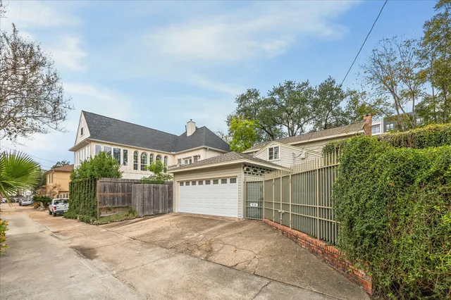 $750,000 | 914 South Shepherd Drive, Houston, TX 77019