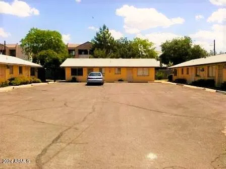 $895 | 1445 South Kenneth Place, Unit H, Tempe, AZ 85281