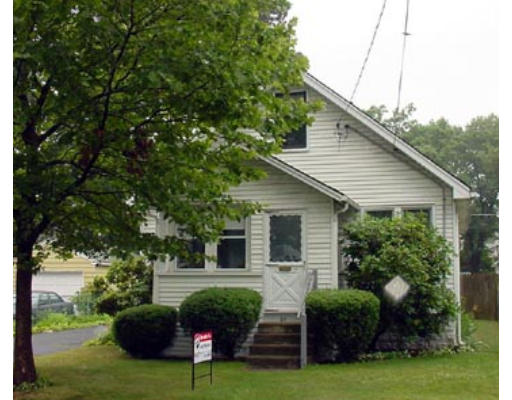 26 Middle Street Springfield, MA 01104 - Photo 1 of 1