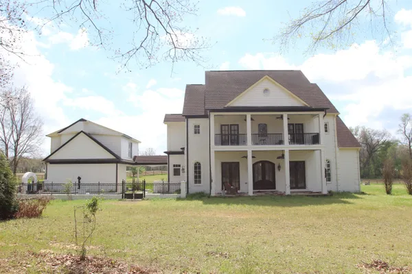 $500,000 | 1015 Clay Pond Drive, Oakland, TN 38060