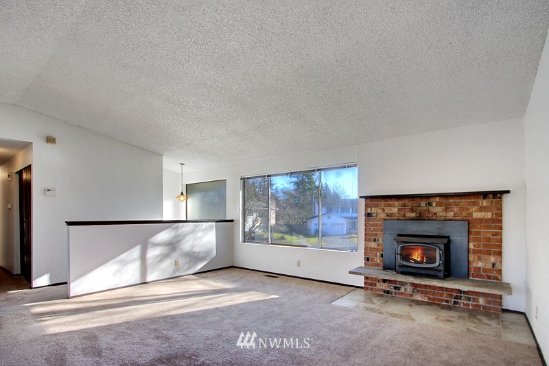 2523 171st Place Southeast Bothell, WA 98012 - Photo 3 of 15
