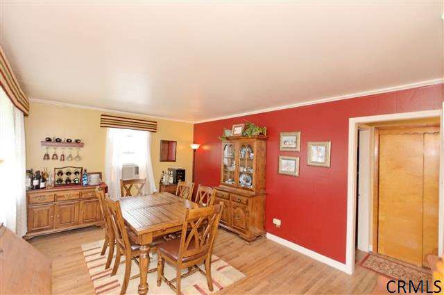 26 Saxton Road Colonie, NY 12110 - Photo 4 of 17 Photo 4
