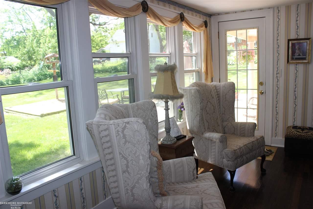 345 Prospect Street Romeo, MI 48065 - Photo 18 of 47 Dining Room