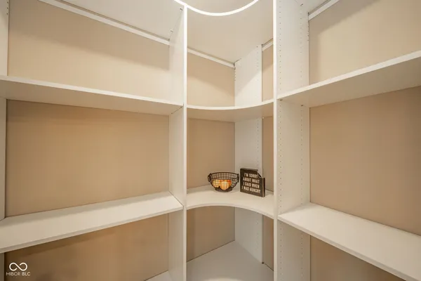 $349,900 | 402 Luellen Way, New Castle, IN 47362