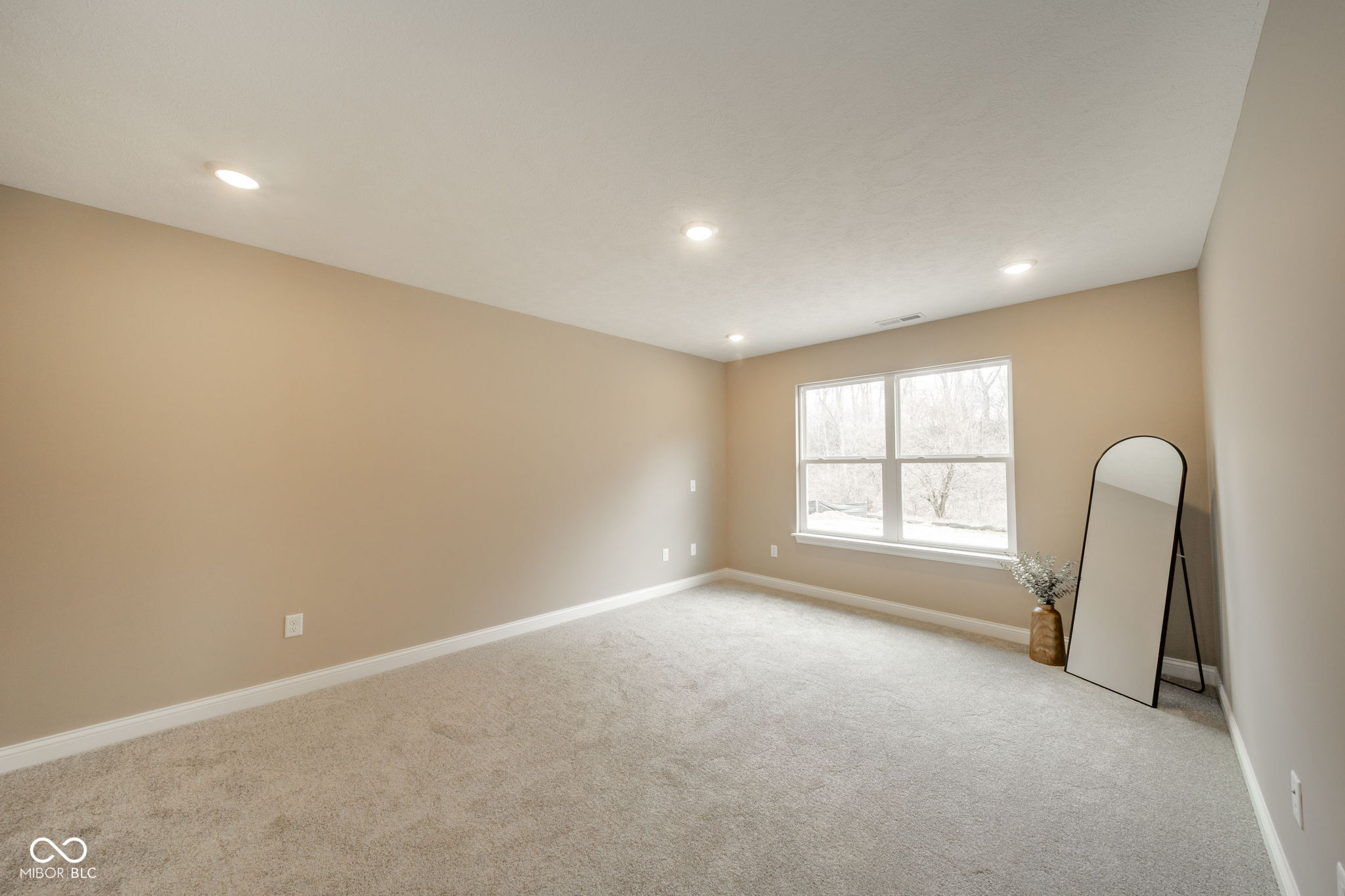 402 Luellen Way New Castle, IN 47362 - Photo 14 of 31