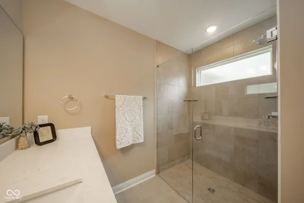 $349,900 | 402 Luellen Way, New Castle, IN 47362