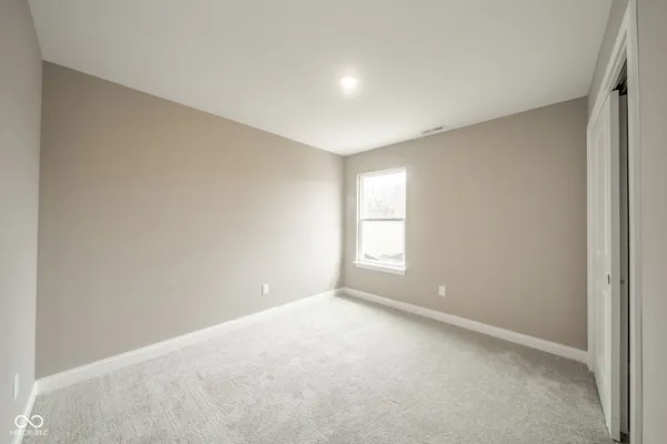 $349,900 | 402 Luellen Way, New Castle, IN 47362