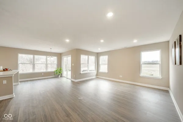 $349,900 | 402 Luellen Way, New Castle, IN 47362