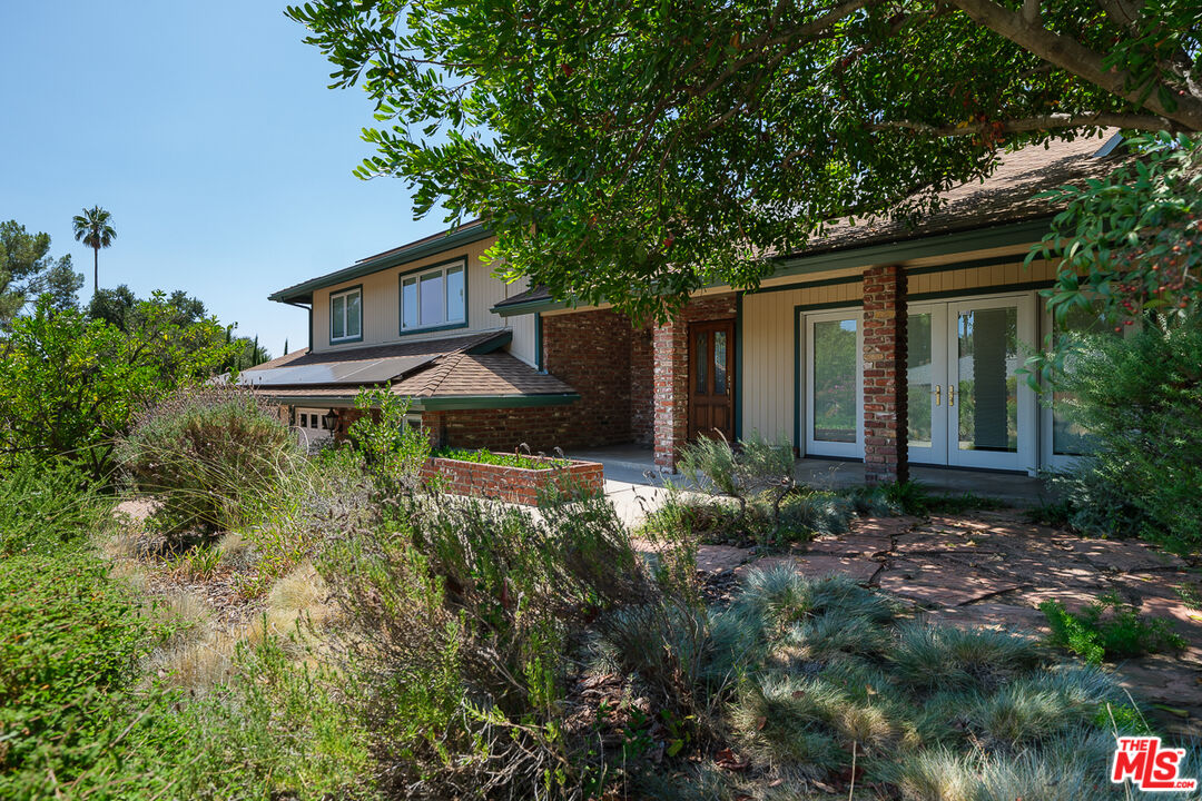 3363 Monterosa Drive Altadena, CA 91001 - Photo 3 of 10 a house view with a backyard space