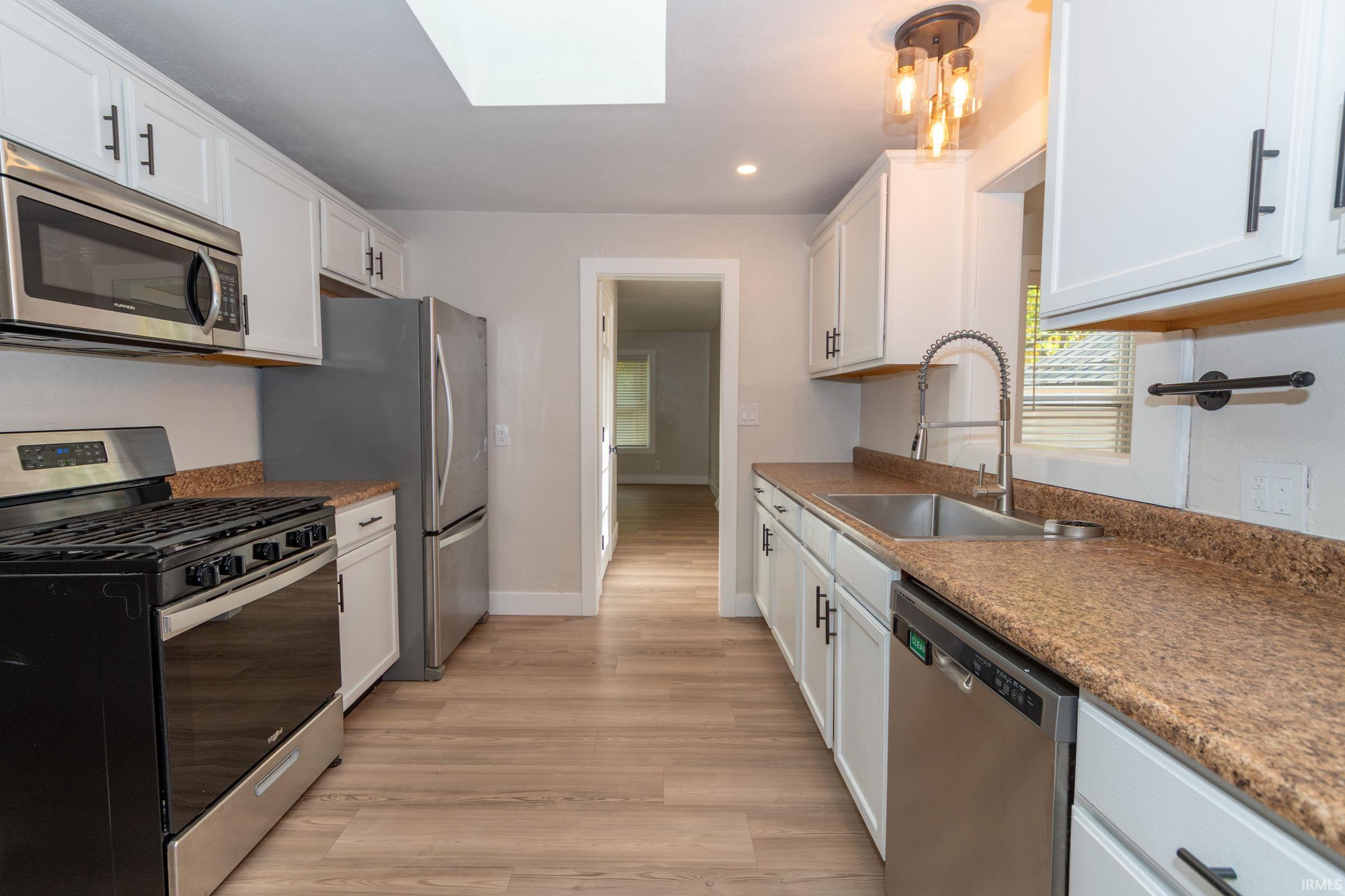 654 South Apple Road Osceola, IN 46561 - Photo 7 of 35 Gallery Image 7