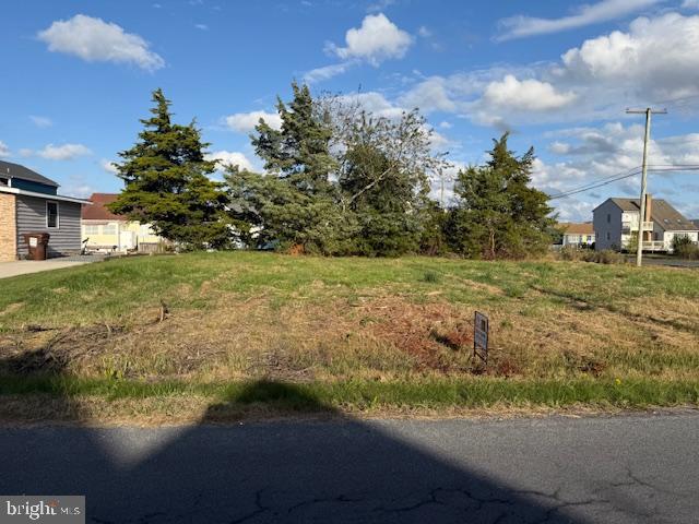 Lot#2 Exeter Road Ocean City, MD 21842 - Photo 15 of 27 a view of a big yard with a fountain