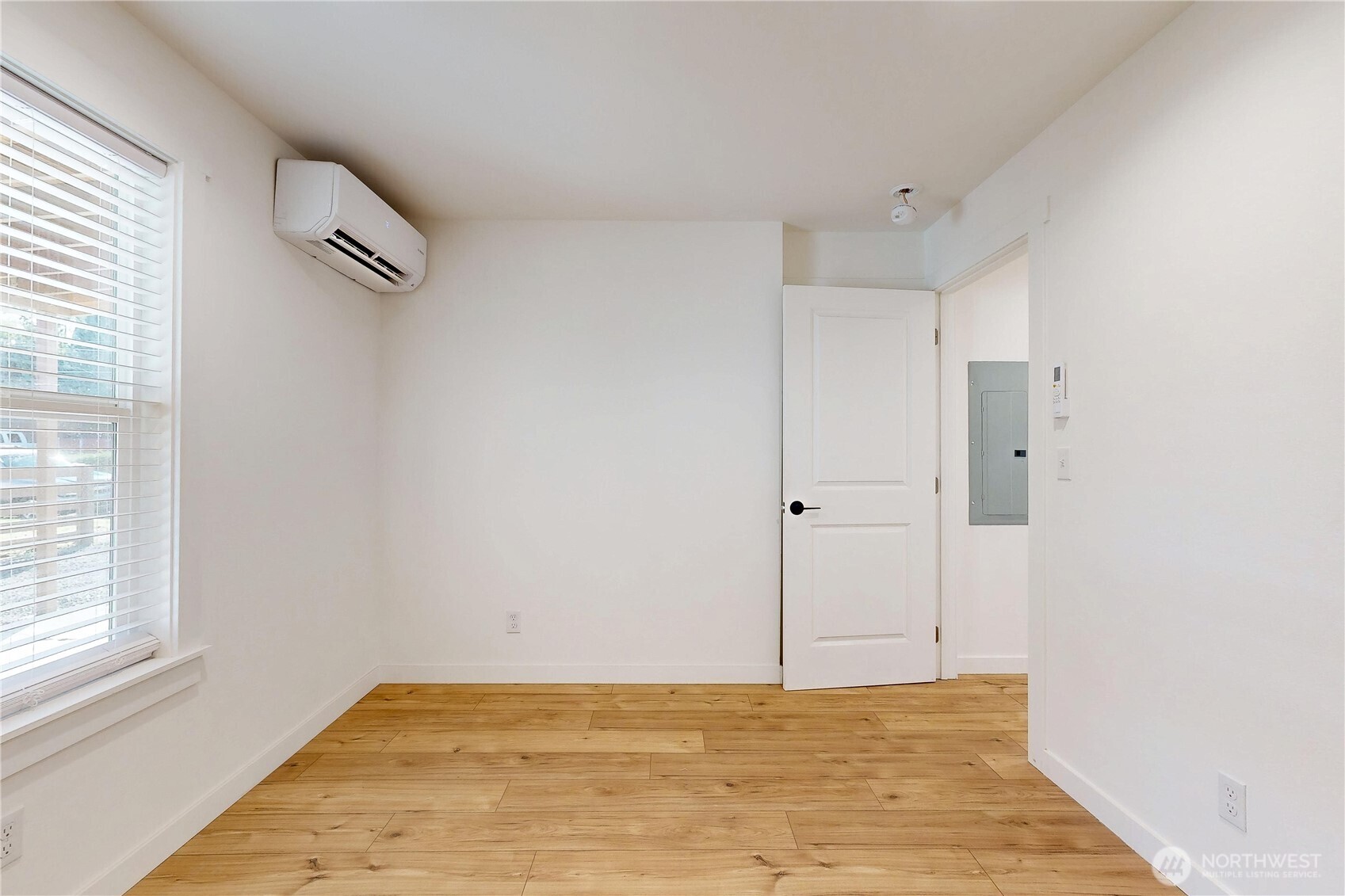 995 Hobson Street Walla Walla, WA 99362 - Photo 17 of 38 a view of room