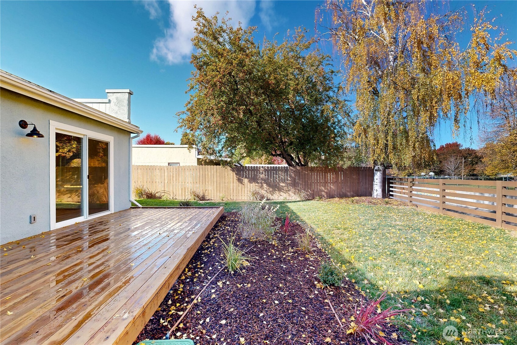 995 Hobson Street Walla Walla, WA 99362 - Photo 33 of 38 a view of back yard of the house