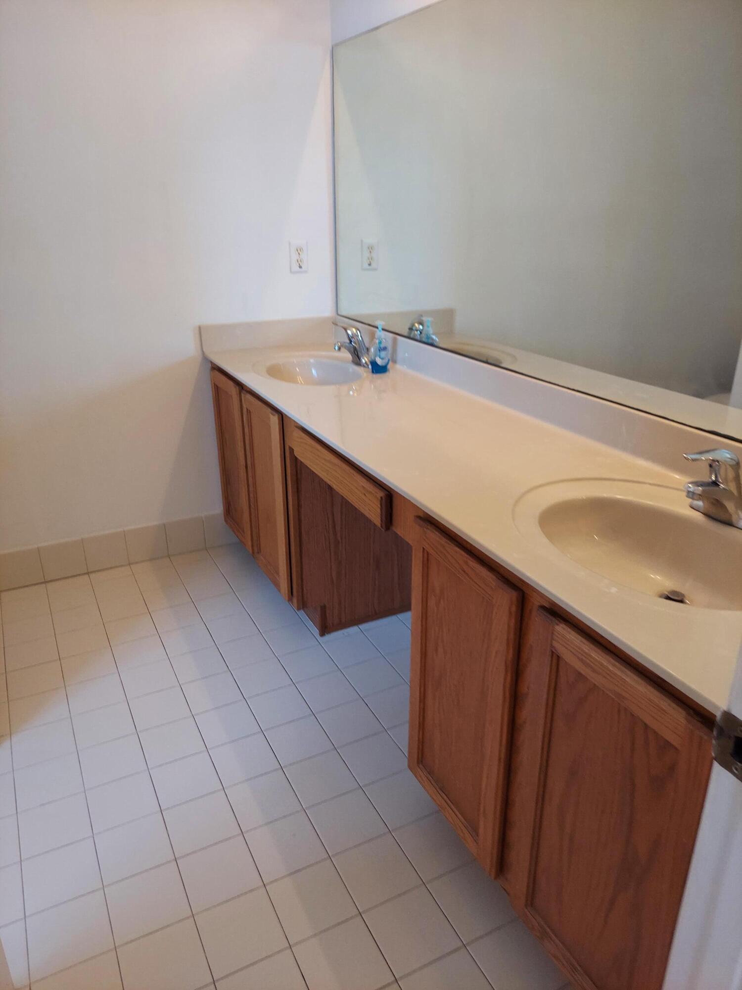 5301 Crossing Rocks Court Riviera Beach, FL 33407 - Photo 17 of 40 20211227_123607
