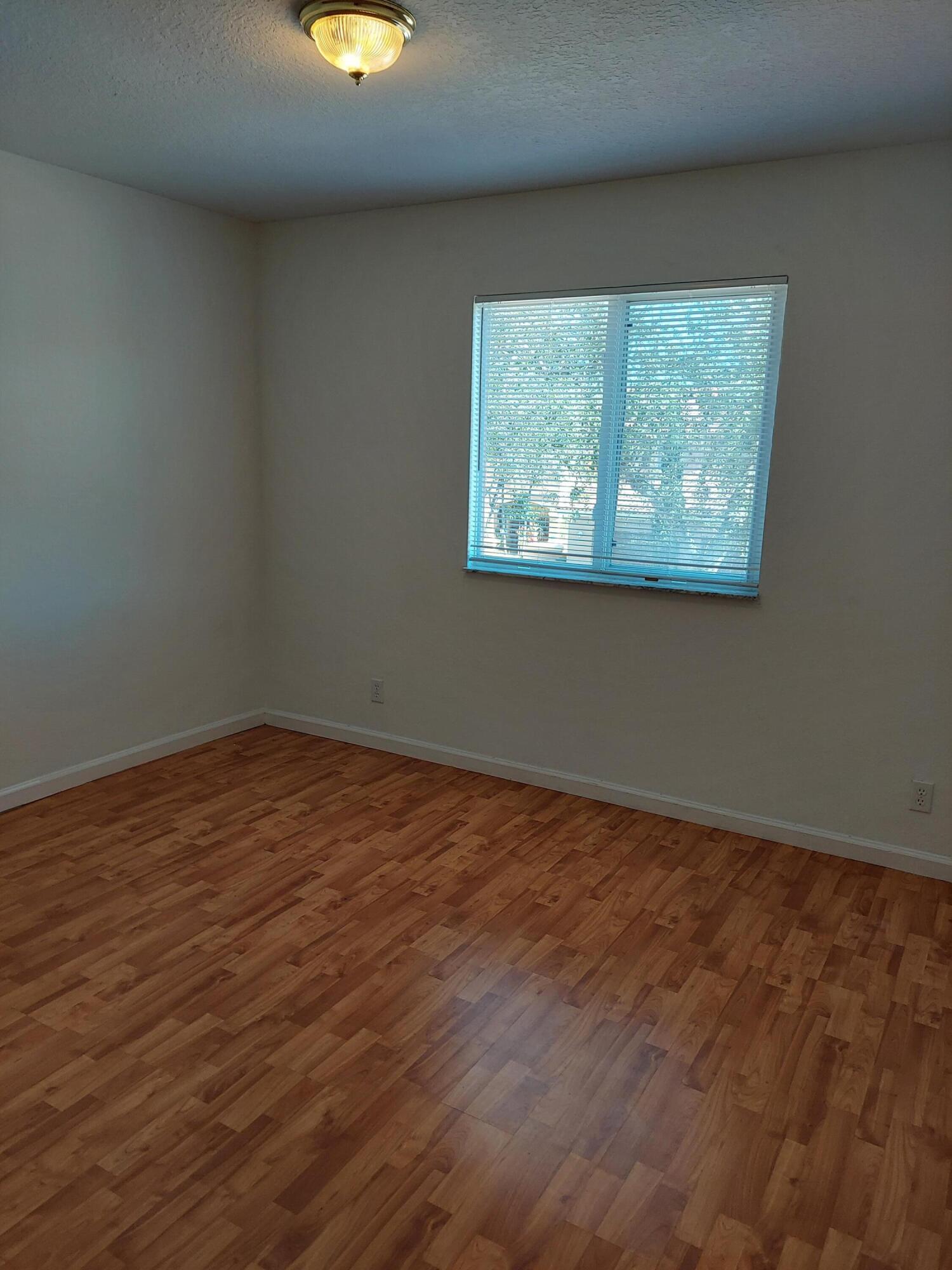 5301 Crossing Rocks Court Riviera Beach, FL 33407 - Photo 23 of 40 20211227_124149