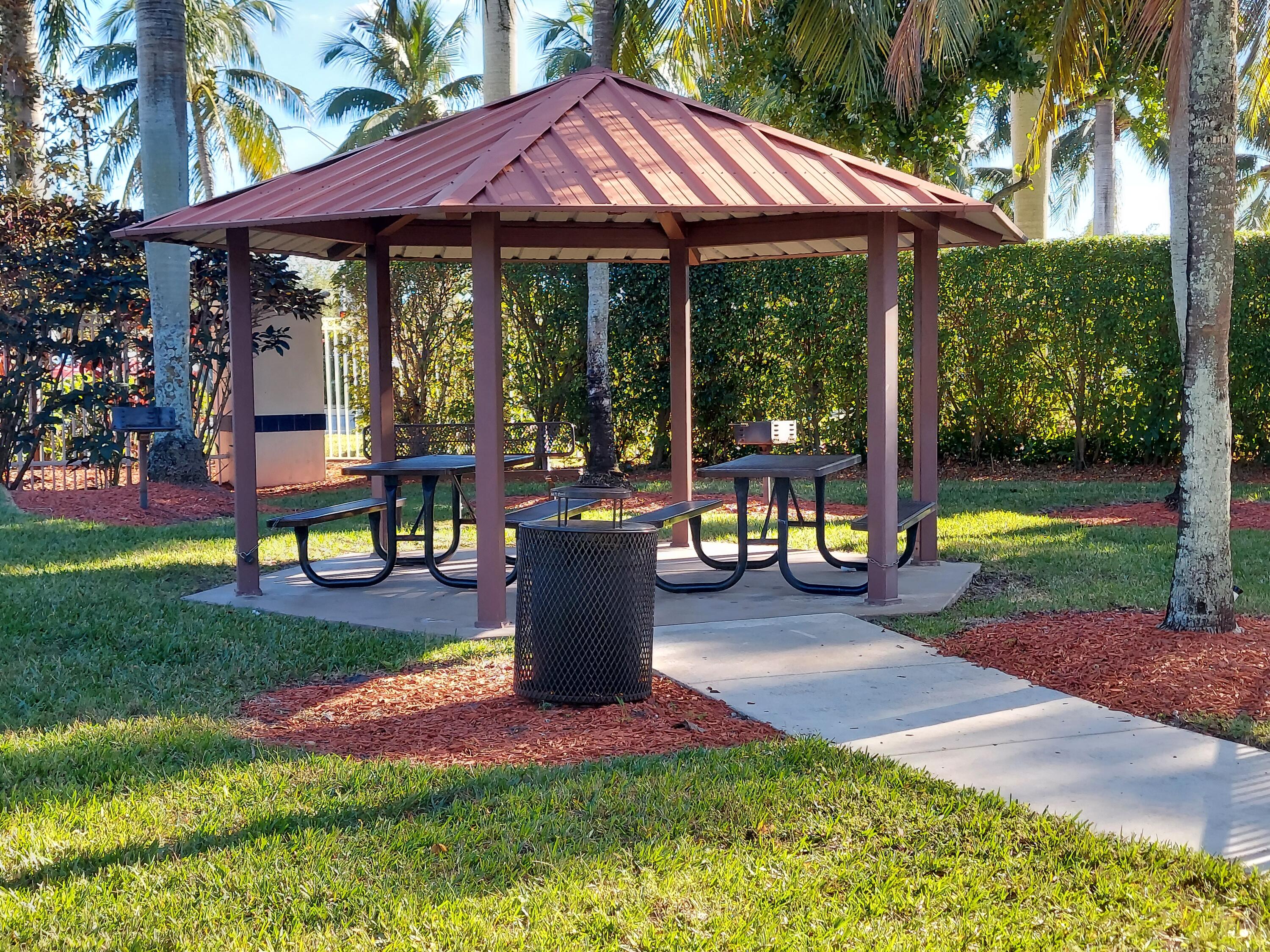 5301 Crossing Rocks Court Riviera Beach, FL 33407 - Photo 36 of 40 20211227_145621