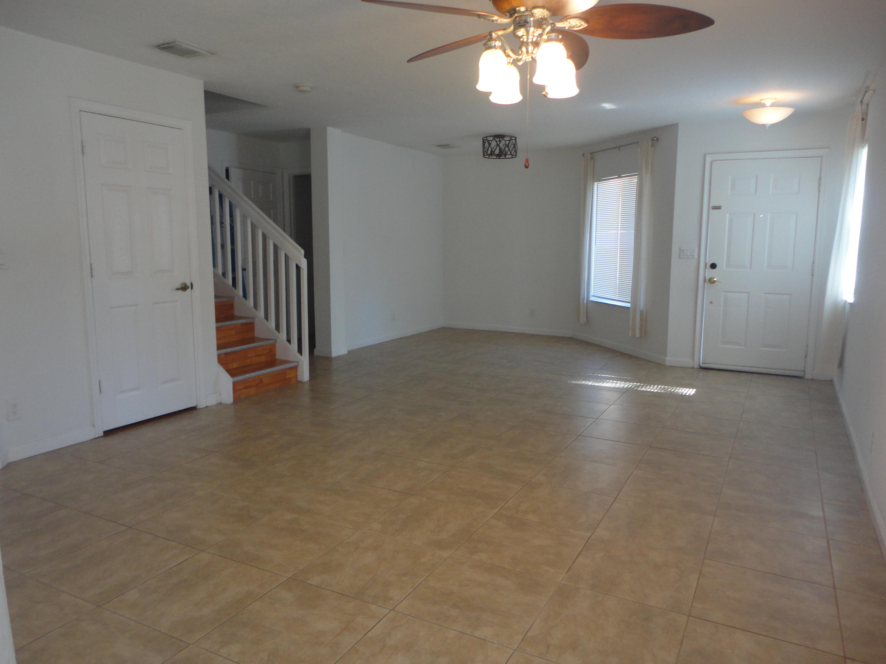 5301 Crossing Rocks Court Riviera Beach, FL 33407 - Photo 4 of 40 DSC06426