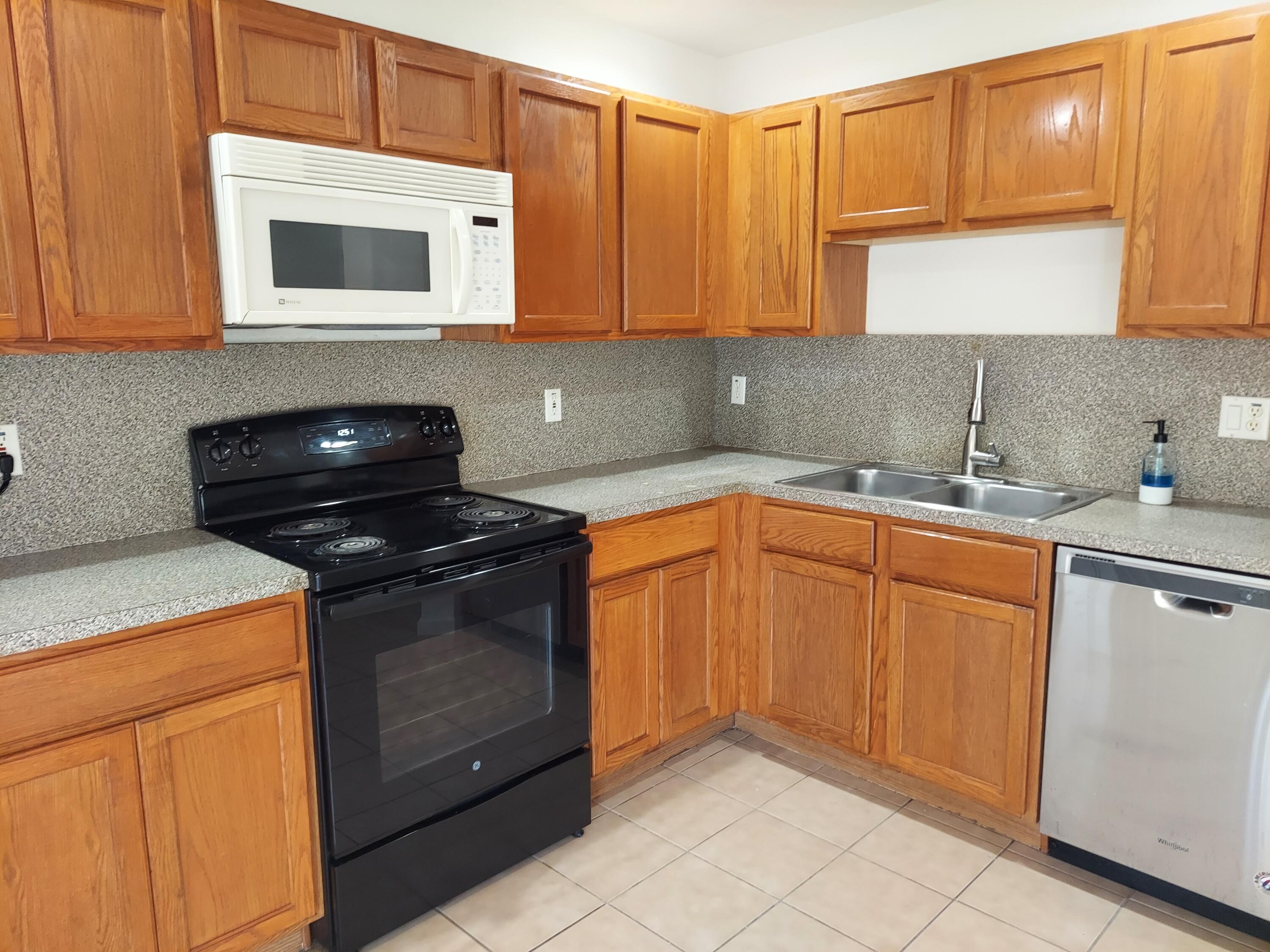 5301 Crossing Rocks Court Riviera Beach, FL 33407 - Photo 6 of 40 20211227_125136