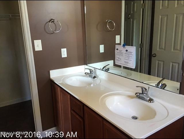 171 Foy Lockamy Road Jacksonville, NC 28540 - Photo 10 of 10 Master Bath 2