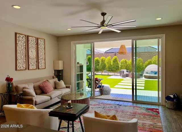 $4,200 | 2045 East Charlotte Drive, Phoenix, AZ 85024