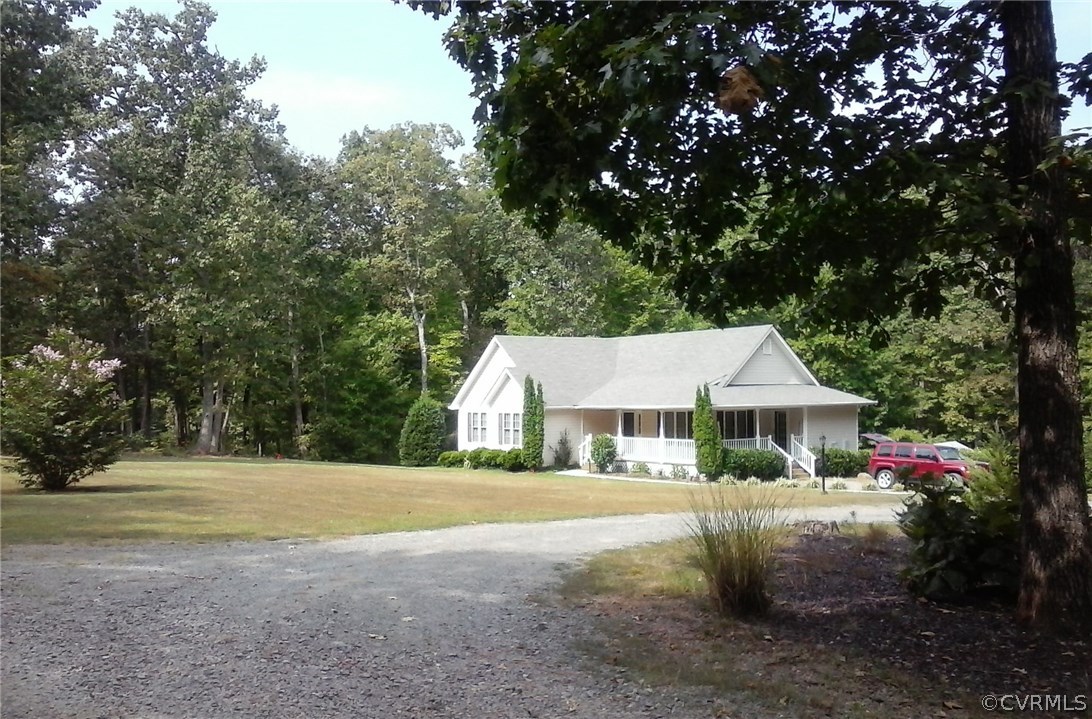 4969 Hill Road Kents Store, VA 23084 - Photo 3 of 13