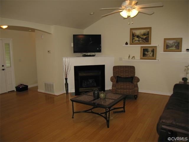 4969 Hill Road Kents Store, VA 23084 - Photo 9 of 13