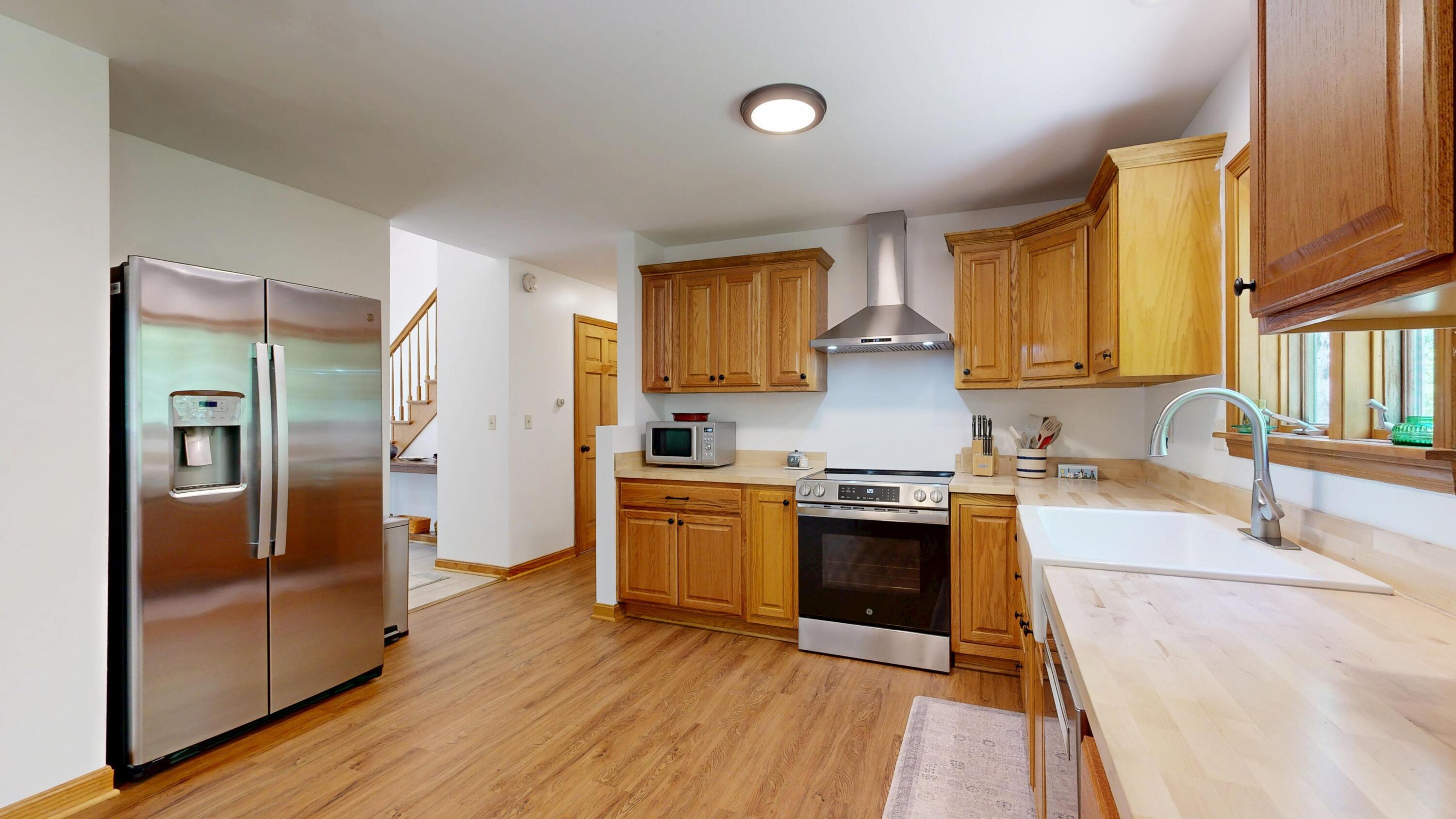 671 Meadow Road Topsham, ME 04086 - Photo 11 of 72 671-Meadow-Road-05262026_093243