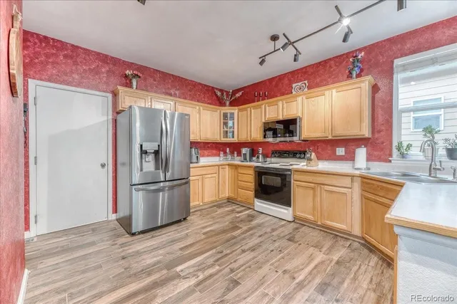 $585,000 | 10191 Sagecrest Street, Highlands Ranch, CO 80126