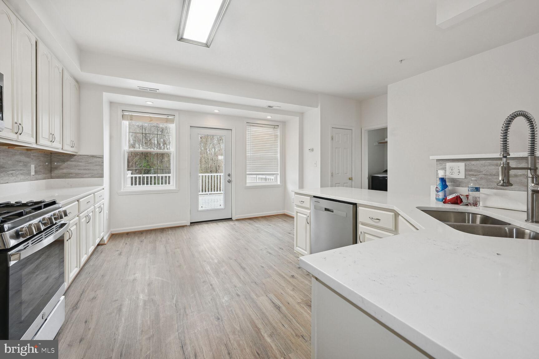 270 Brock Bridge Road Laurel, MD 20724 - Photo 7 of 28 Table Space