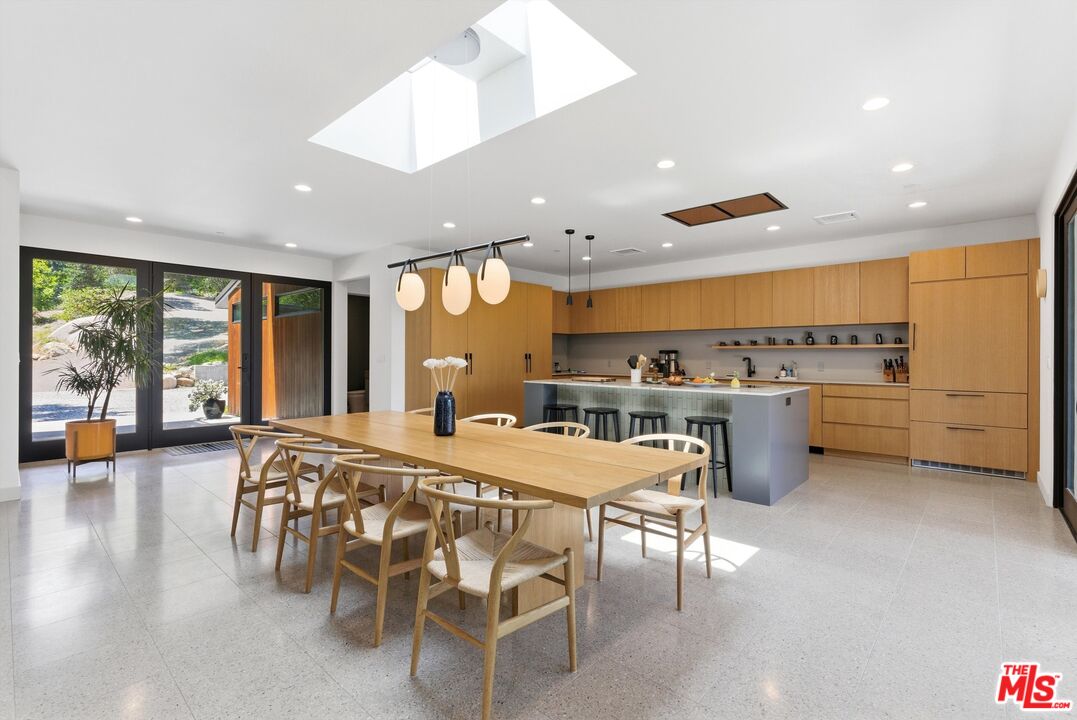 3860 Madison Road La Canada Flintridge, CA 91011 - Photo 11 of 51