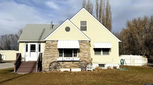 $250,000 | 2211 Big Horn Avenue, Worland, WY 82401
