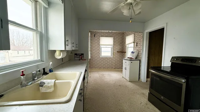 $250,000 | 2211 Big Horn Avenue, Worland, WY 82401